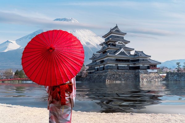 Discover the Magic of Japan with a FREE Hong Kong Stay