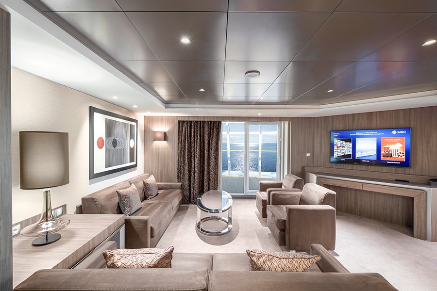 Suite: Royal Yacht Club