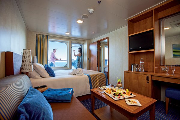 Carnival Breeze