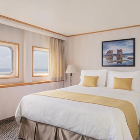 Kies jouw droomhut en voel je thuis tijdens je cruise aan boord van de undefined!