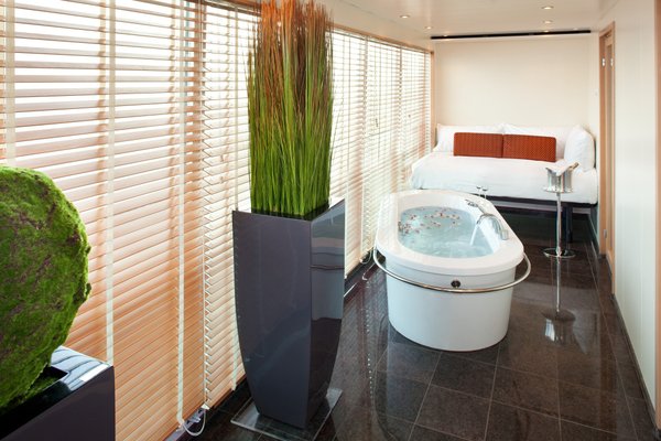 Seabourn Quest