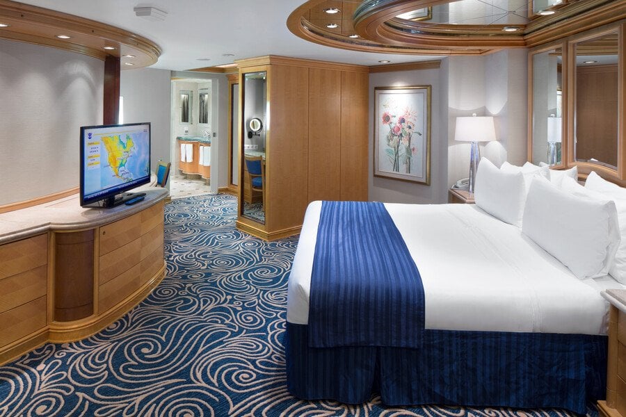 Caribbean from Colón, Panama with the Grandeur of the Seas