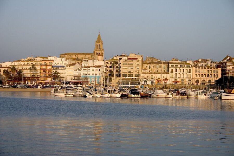 Transatlantic from Athens (Piraeus), Greece with the Aurelia