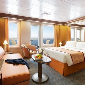 Kommen Sie an Bord der undefined und entdecken Sie eine der 60 Kabinenkategorien auf insgesamt 12 Decks die für 3470 Passagiere Platz bieten. Wählen Sie Ihre Traumkabine und fühlen Sie sich auf Ihrer Kreuzfahrt an Bord der undefined wie Zuhause!