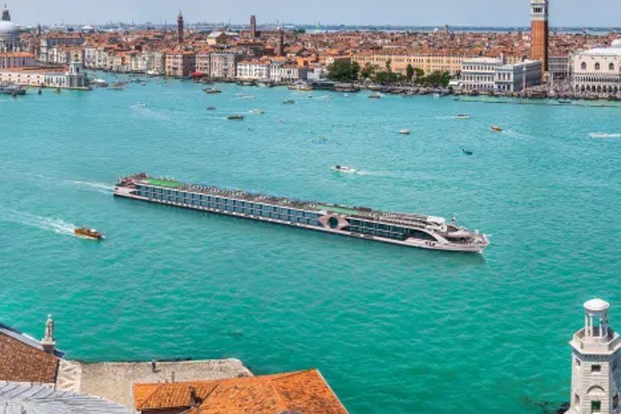 Westliches Mittelmeer ab Venedig* auf der VIVA UNIQUE