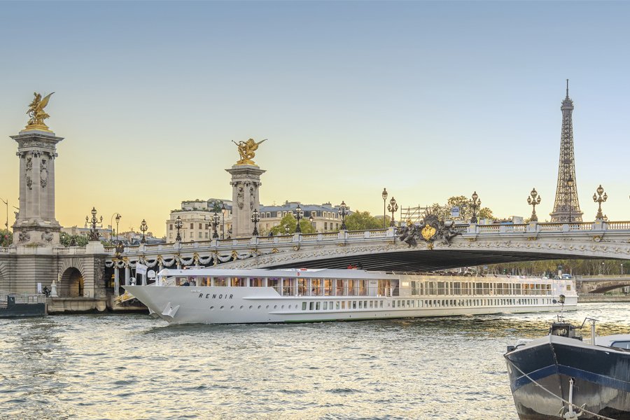 MS Renoir