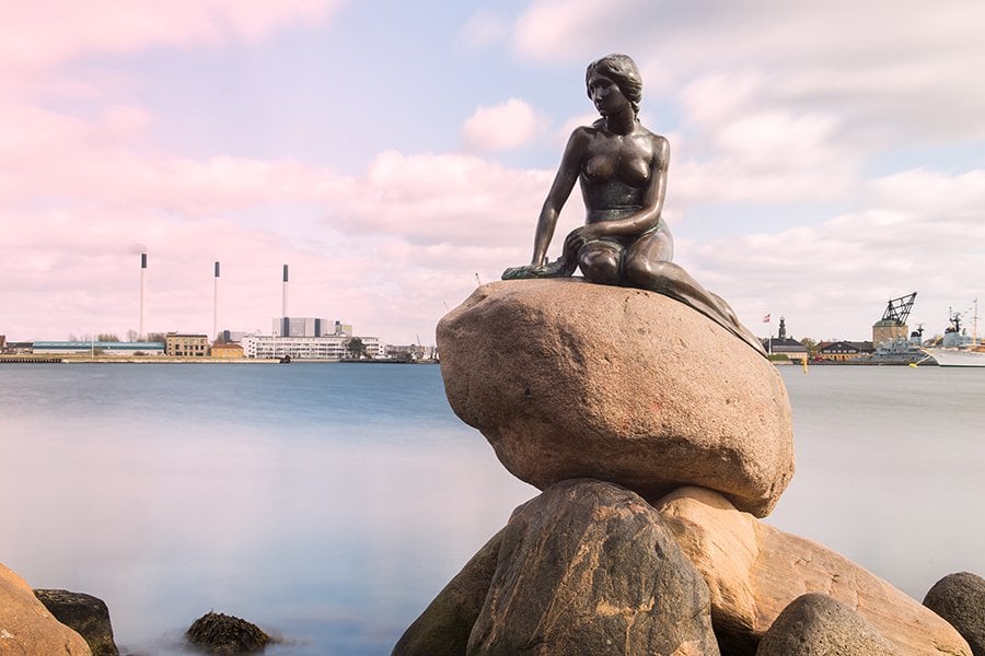 Engeland vanaf Rotterdam, Nederland met de Nieuw Statendam