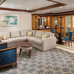 Kies jouw droomhut en voel je thuis tijdens je cruise aan boord van de undefined!