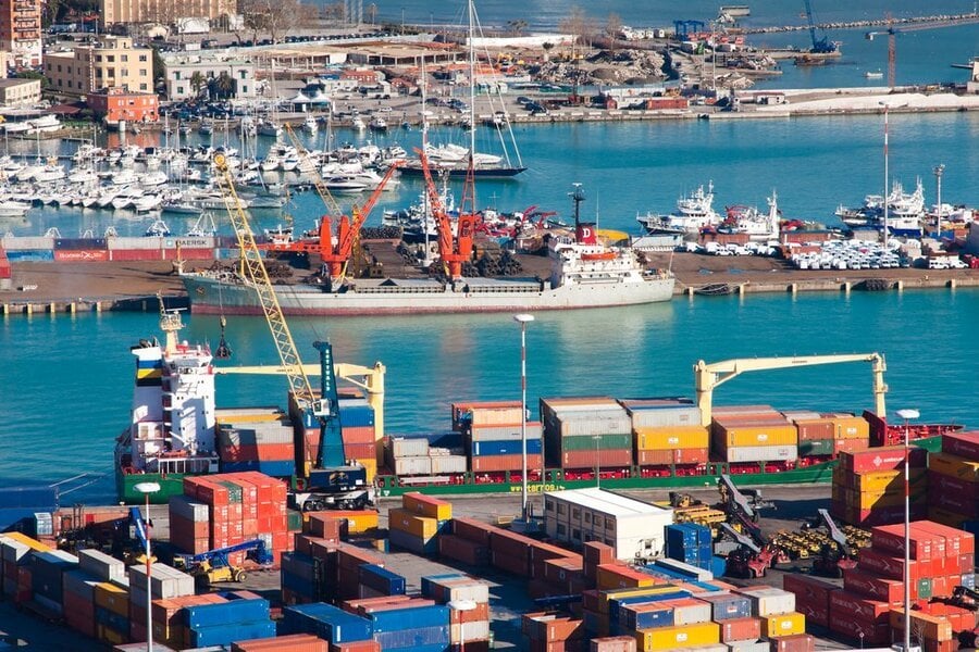 Middellandse Zee vanaf Ravenna, Italië met de Norwegian Gem
