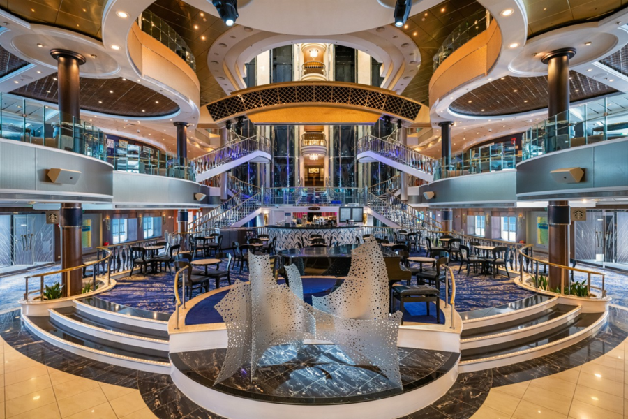 Westliches Mittelmeer ab Barcelona, Spanien auf der Norwegian Dawn