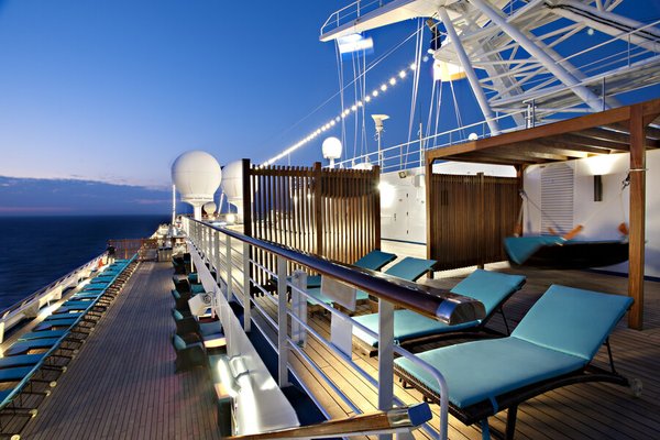 Carnival Glory