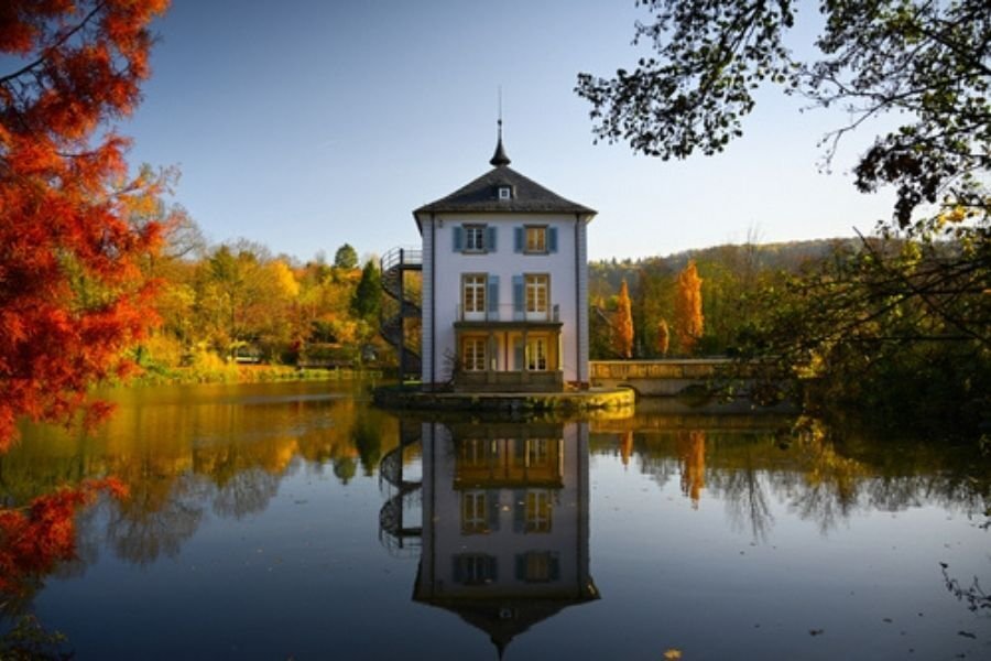 Neckar ab Köln, Deutschland auf der Swiss Crystal