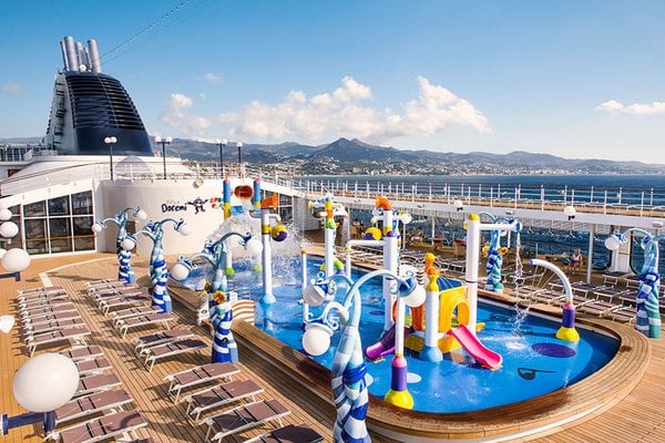 MSC Lirica