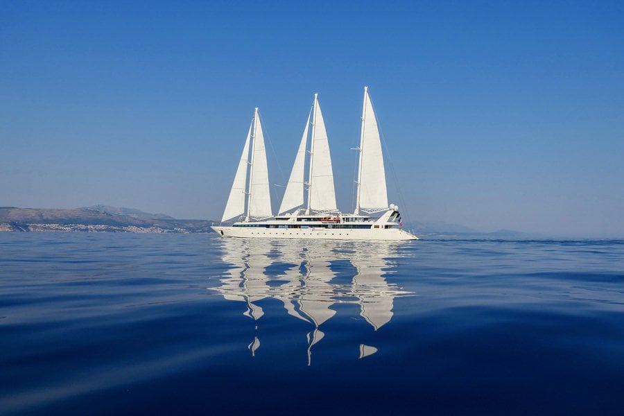 Westelijke Middellandse Zee vanaf Dubrovnik, Kroatië met de Le Ponant
