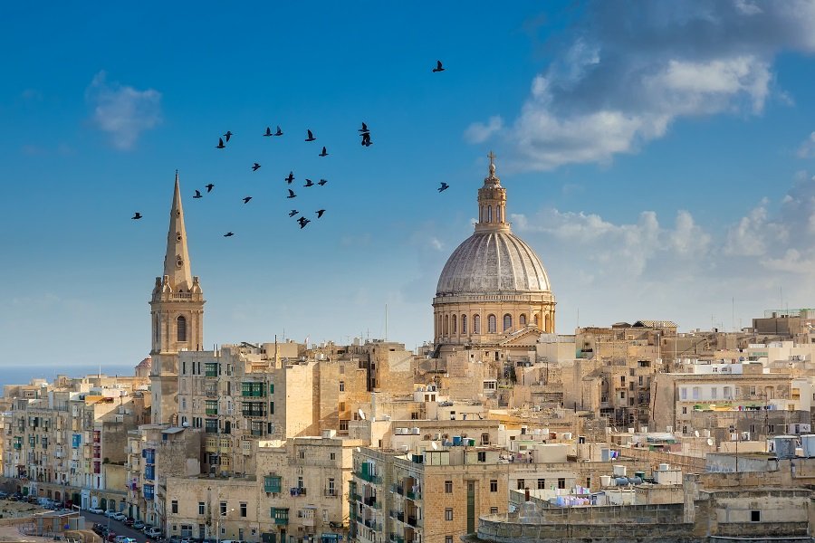 Sunlit Cities & Mediterranean Icons