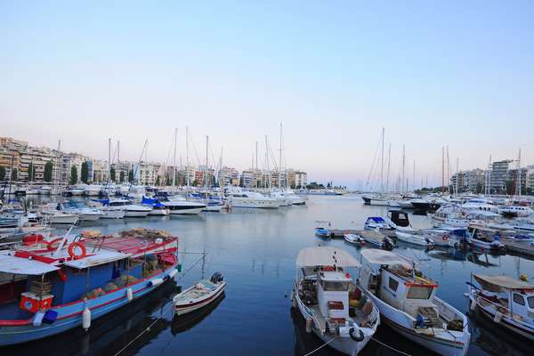 Cruise naar Athene (Piraeus) via Khor Fakkan