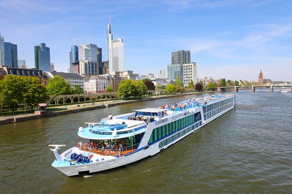 MS Lady Cristina