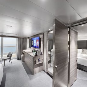 Kommen Sie an Bord der undefined und entdecken Sie eine der 97 Kabinenkategorien auf insgesamt 12 Decks die für 6762 Passagiere Platz bieten. Wählen Sie Ihre Traumkabine und fühlen Sie sich auf Ihrer Kreuzfahrt an Bord der undefined wie Zuhause!