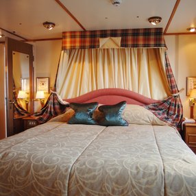 Kies jouw droomhut en voel je thuis tijdens je cruise aan boord van de undefined!