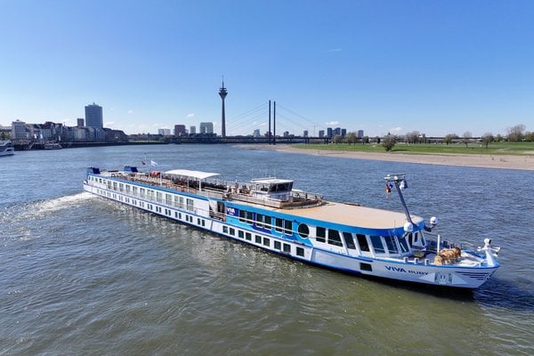 VIVA Cruises