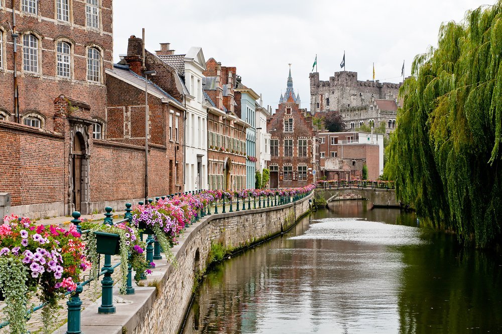 Maas ab Brüssel, Belgien auf der Celebrity Wanderer