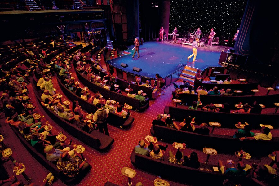 Carnival Breeze