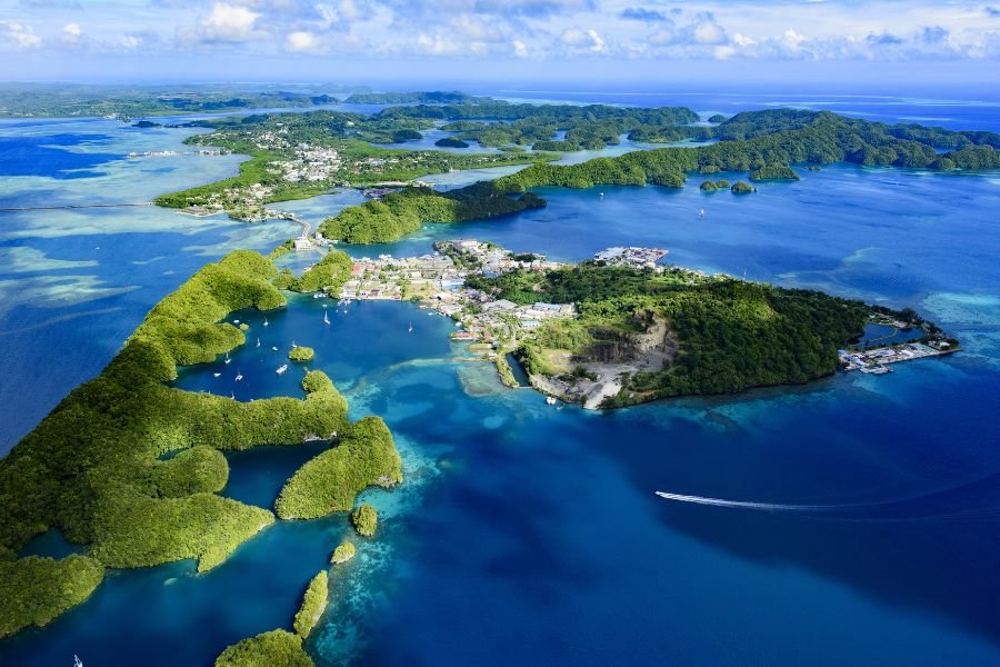 South Pacific from Lautoka, Fiji with the Silver Cloud