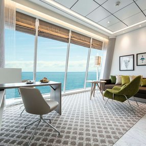 Kommen Sie an Bord der undefined und entdecken Sie eine der 60 Kabinenkategorien auf insgesamt 12 Decks die für 2506 Passagiere Platz bieten. Wählen Sie Ihre Traumkabine und fühlen Sie sich auf Ihrer Kreuzfahrt an Bord der undefined wie Zuhause!