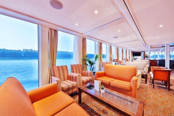 MS Lady Cristina