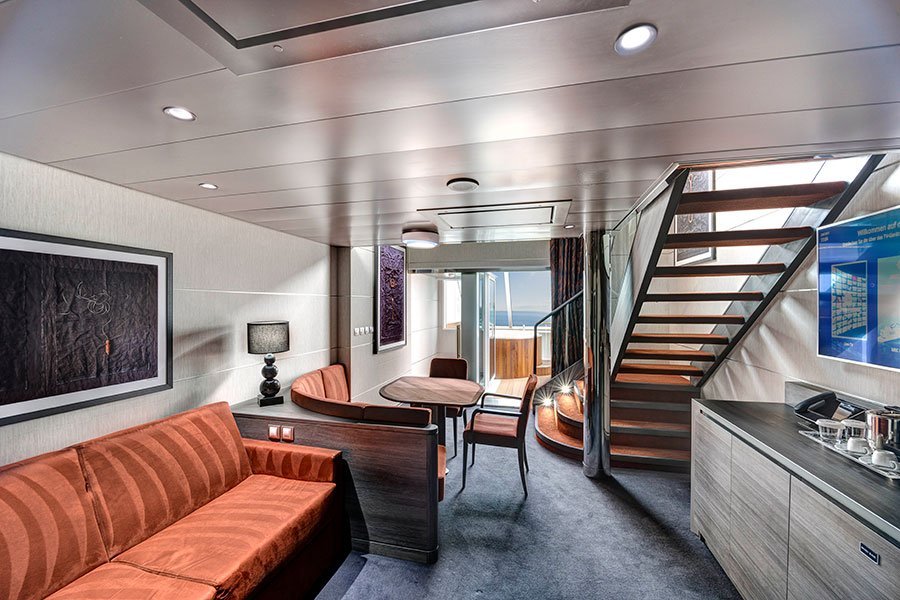 MSC Yacht Club Duplex Suite mit Whirlpool (Kat. YJD)