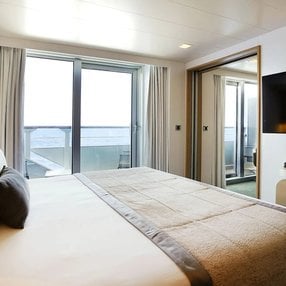 Come aboard the Le Soléal and discover one of 9 cabin categories on a total of 6 decks that can accommodate 264 passengers. Choose your dream cabin and feel at home on board the Le Soléal!
