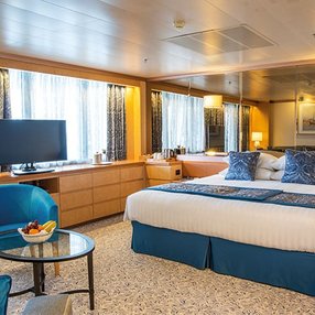 Come aboard the Borealis and discover one of 30 cabin categories on a total of 10 decks that can accommodate 1353 passengers. Choose your dream cabin and feel at home on board the Borealis!
