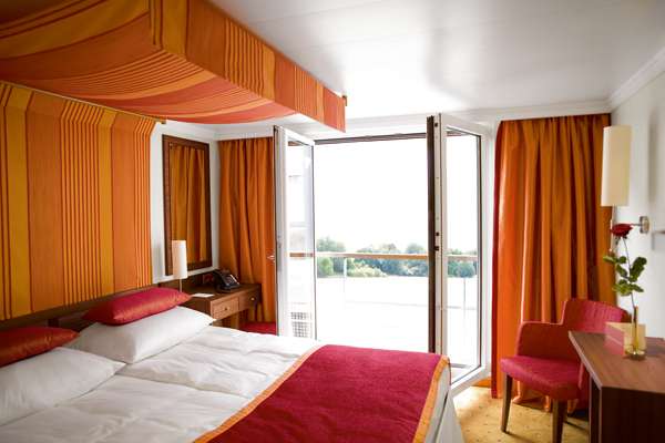 Expedition With A Rosa Cruises From Paris A Rosa Viva A Rosa Cruises