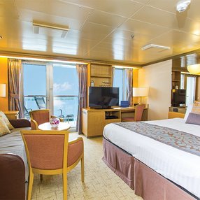 Kommen Sie an Bord der undefined und entdecken Sie eine der 60 Kabinenkategorien auf insgesamt 11 Decks die für 2094 Passagiere Platz bieten. Wählen Sie Ihre Traumkabine und fühlen Sie sich auf Ihrer Kreuzfahrt an Bord der undefined wie Zuhause!