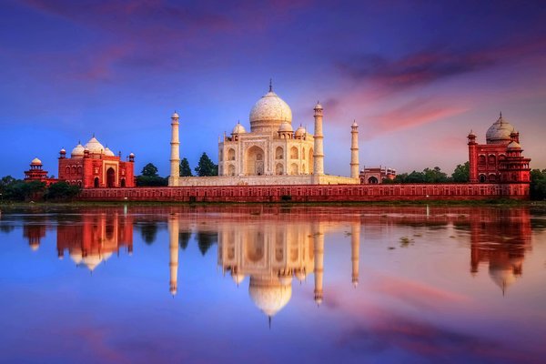India's Golden Triangle Tour & The Glittering Emirates Cruising