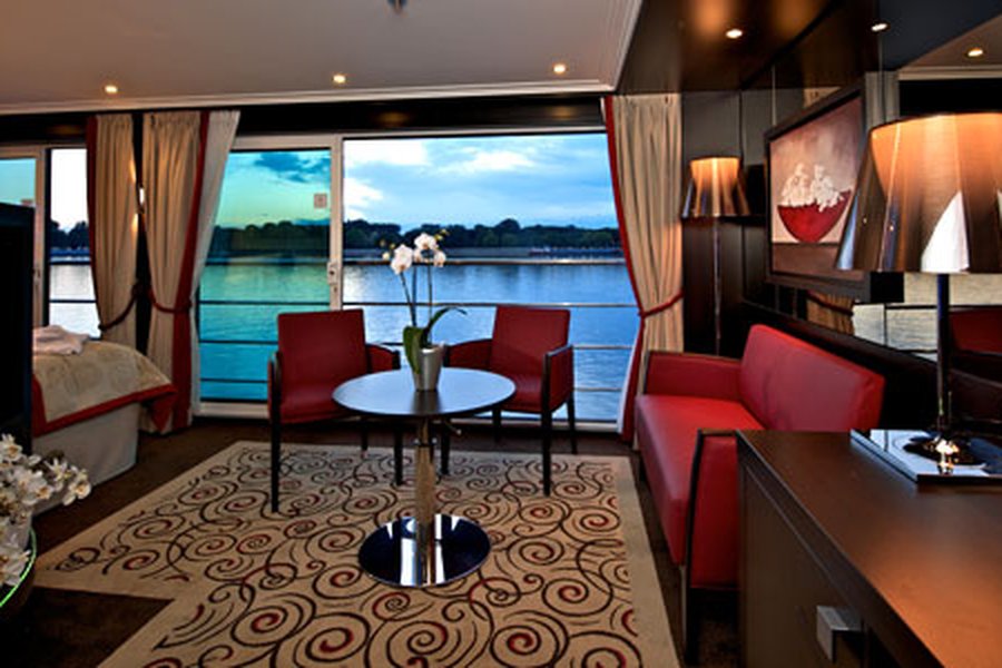 France from Paris, France with the Avalon Artistry II