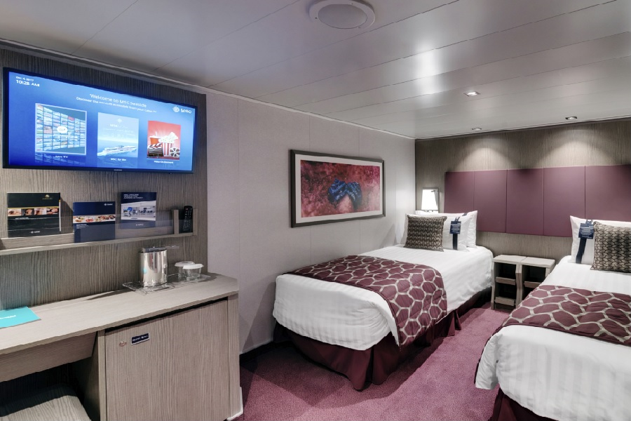 Deluxe Inside Cabin Fantastica (middle decks) IR2