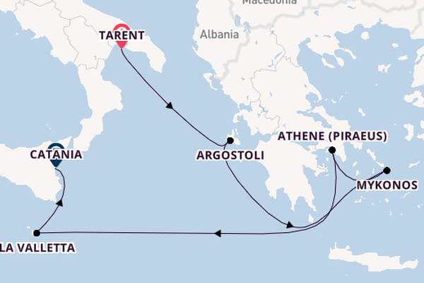Middellandse Zee vanaf Tarent, Italië met de Costa Fascinosa