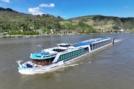 MS Lady Cristina
