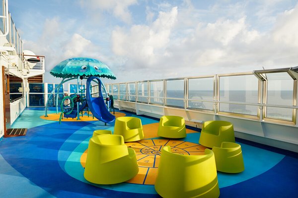 Carnival Freedom 