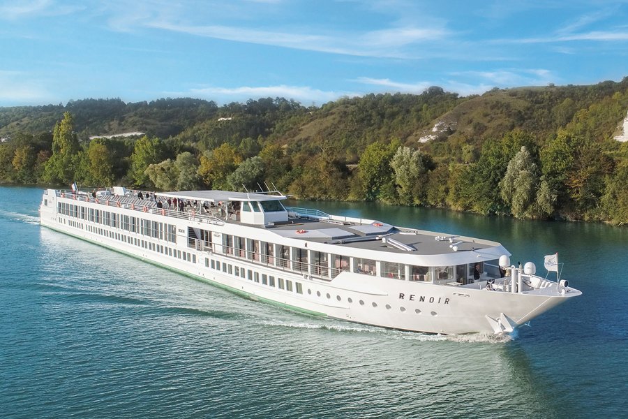 MS Renoir