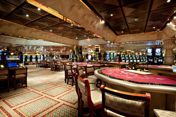 Carnival Glory