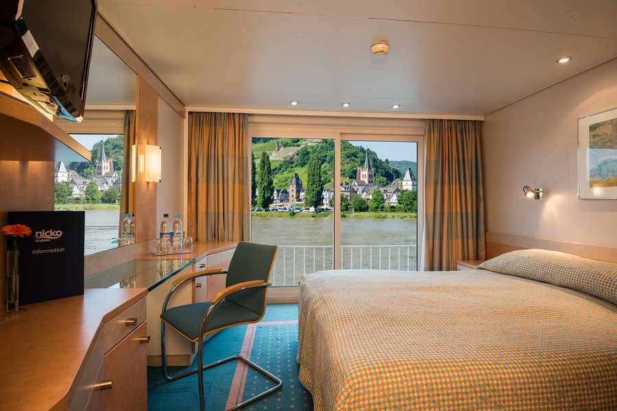 Donau vanaf Passau, Duitsland met de VIKTORIA