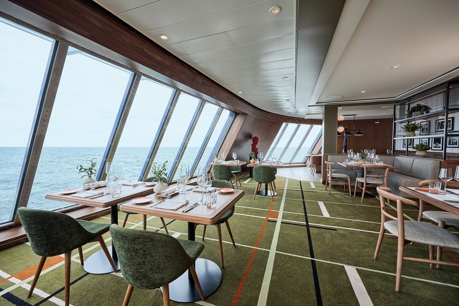 Ostsee ab Warnemünde auf der Mein Schiff 7