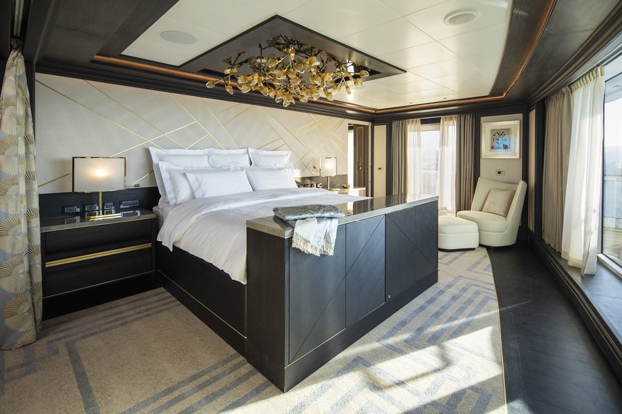 Transatlantic from Barcelona, Spain with the Seven Seas Splendor