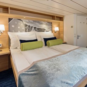 Kies jouw droomhut en voel je thuis tijdens je cruise aan boord van de undefined!