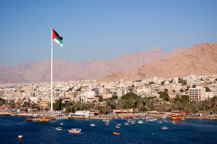 Mittelmeer ab Barcelona, Spanien auf der EXPLORA I