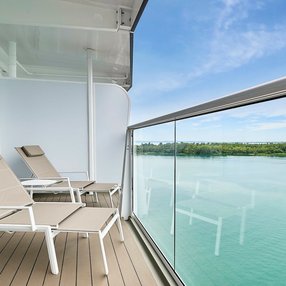 Kies jouw droomhut en voel je thuis tijdens je cruise aan boord van de undefined!