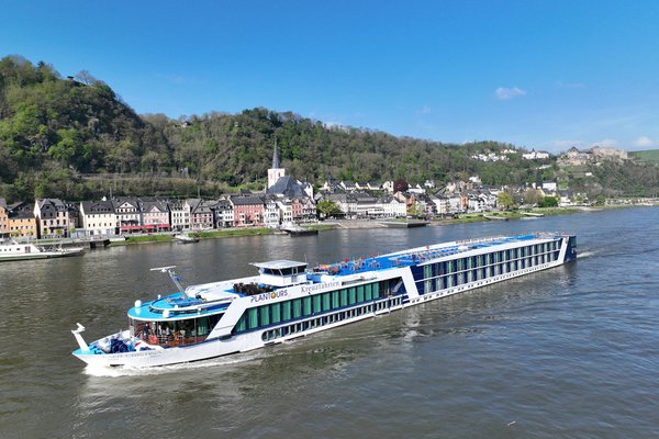 MS Lady Cristina