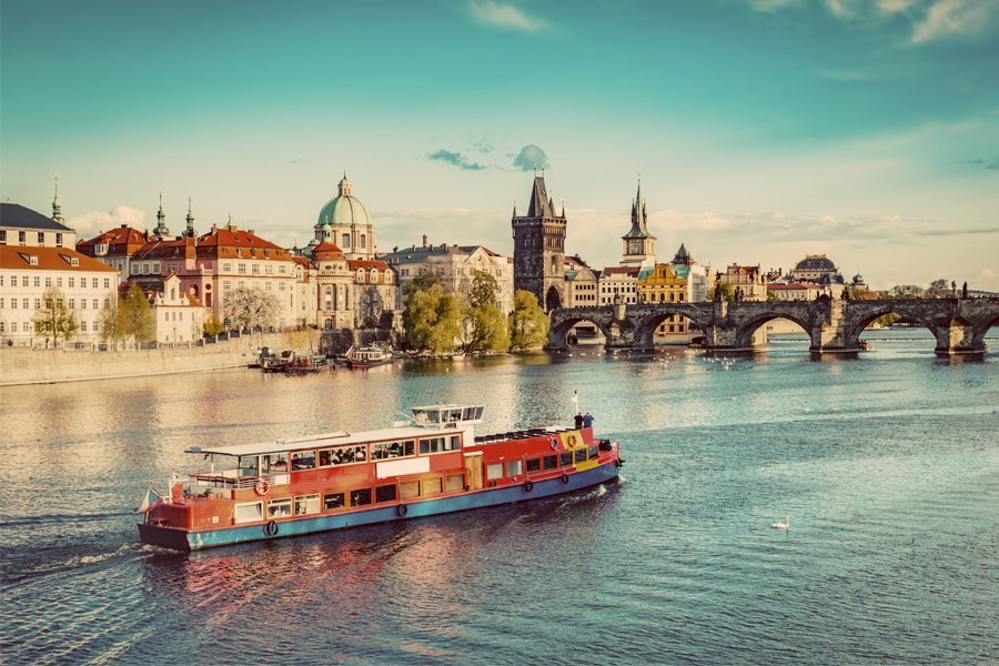 Elbe ab Brandenburg, Deutschland auf der VIVA RUBY